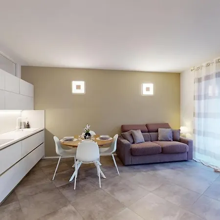 Brenta & Comfort 아파트 *